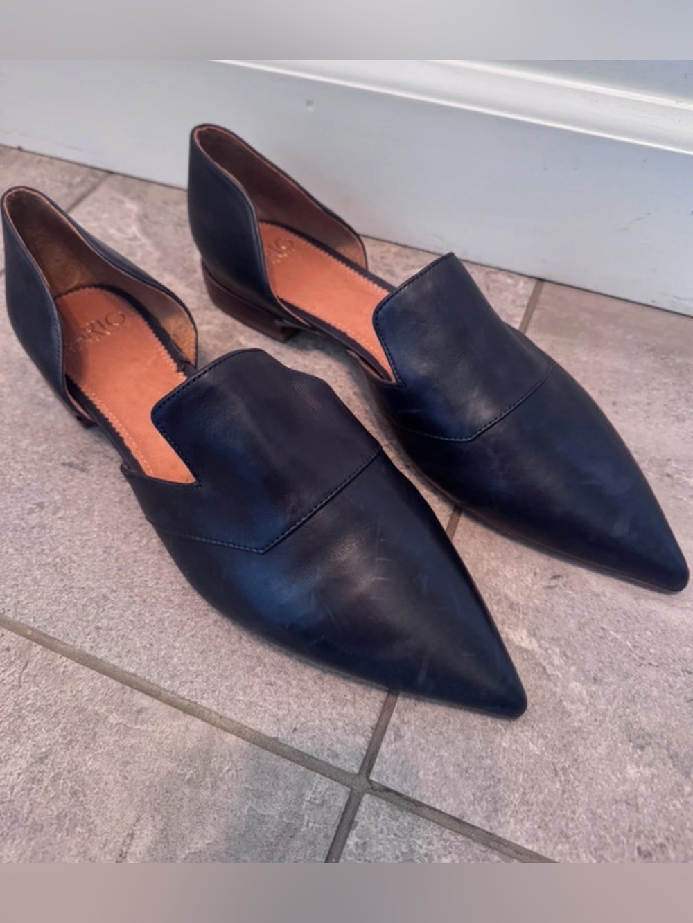 Sorta Pointed D'Orsay Leather Flats - Black